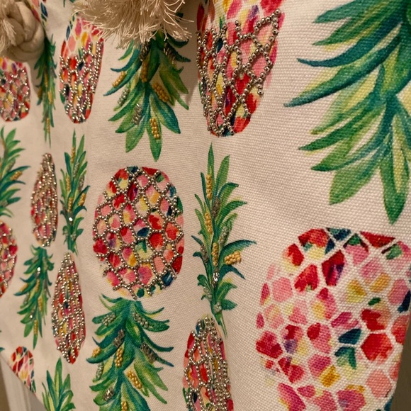 Pineapple Tote, Large Pineapple Beaded Canvas Tote With Large Rope Handles - Picture 9 of 16